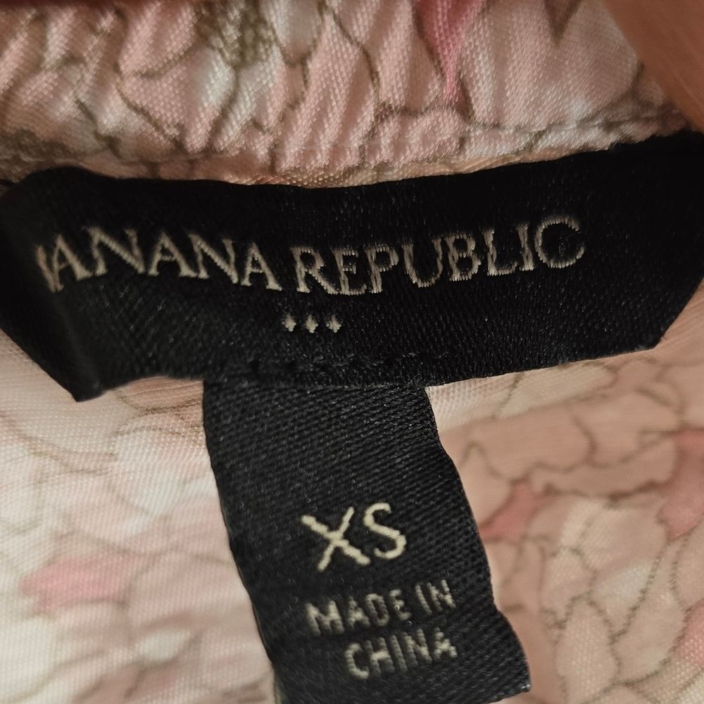 NEW- Banana Republic Pink Floral One-Shoulder Blouse - Picture 10 of 12